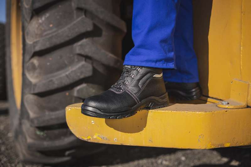 Raptor Safety Boot Size 3 - 13
