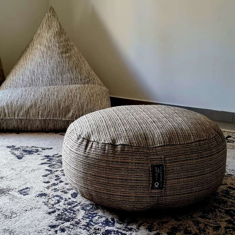 Round Otttoman