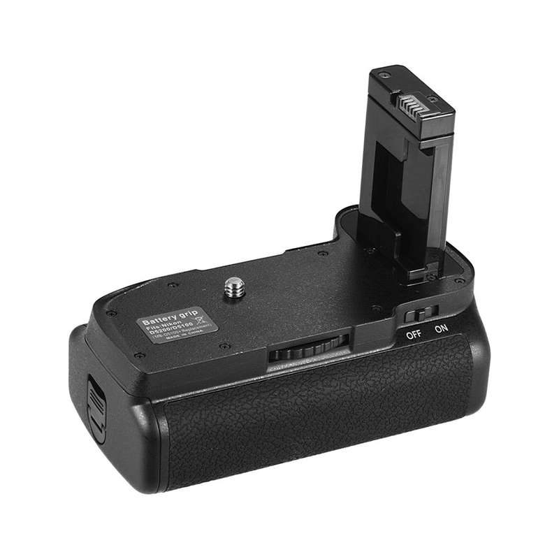 Vertical Battery Grip Holder for Nikon D5100 D5200 DSLR Camera EN-EL 14 Battery Powered with IR Remo