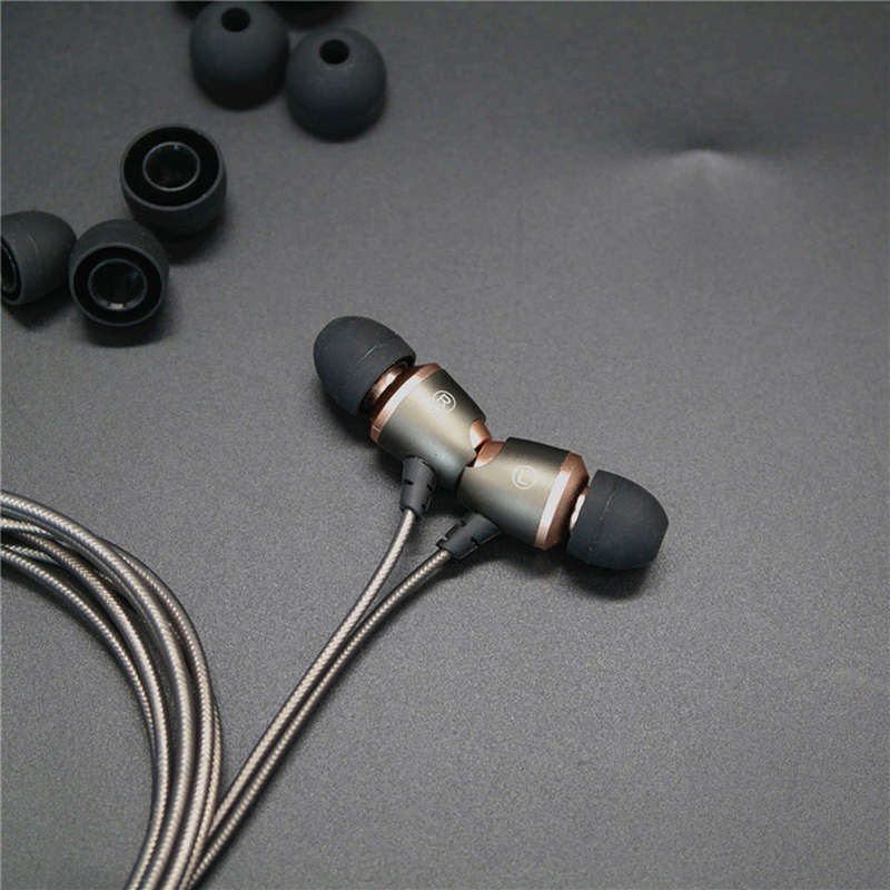 12PCS / 6 Pairs Replacement Earbuds Ear Tips Ear Buds Silicone Tips for In-Ear Headphones 3 Sizes Sm