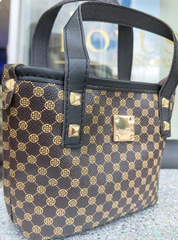 Elegant Handbag
