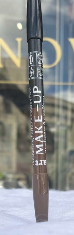 2-in-1 Eyebrow & Eyeliner Pencil  Natural & Defined Look