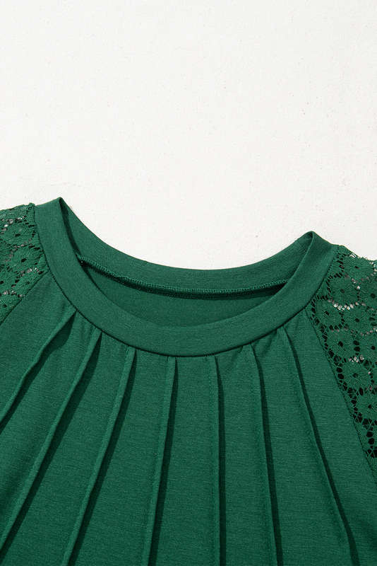 Green Contrast Lace Raglan Sleeve Pleated Detail Shift Dress