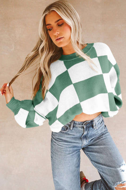 Green Knitted V-Neck Casual Top with Raw Seam Detail