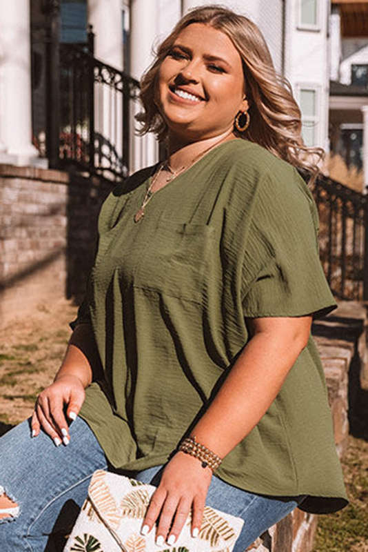 Four Leaf Clover Textured Half Sleeve V Neck Plus Size T Shirt with Chest Pocket