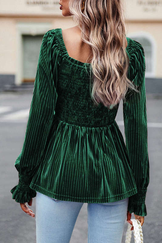 Green Knitted V-Neck Casual Top with Raw Seam Detail