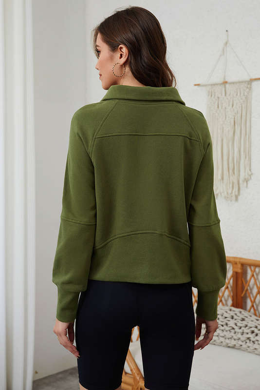 Green Knitted V-Neck Casual Top with Raw Seam Detail