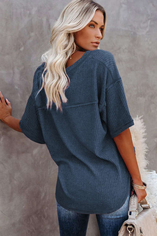 Blue Exposed Seam Half Sleeve Knitted V Neck Textured Top