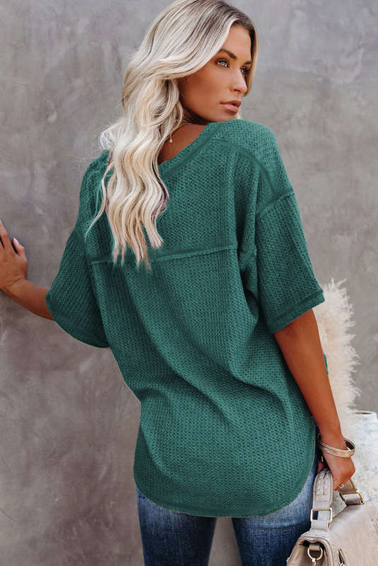 Green Exposed Seam Half Sleeve Knitted V Neck Textured Top