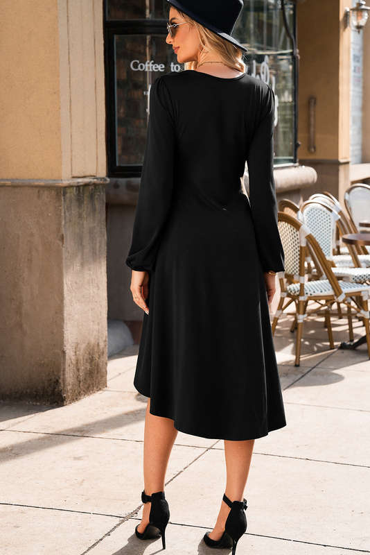 Black Solid Color Ruched Detail Long Sleeve Midi Dress