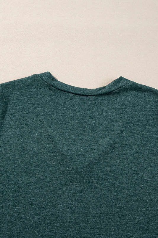 Green Knitted V-Neck Casual Top with Raw Seam Detail