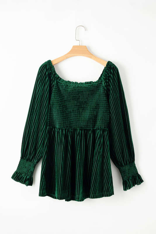 Green Knitted V-Neck Casual Top with Raw Seam Detail