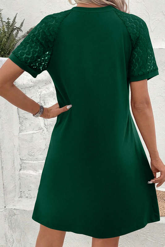 Green Contrast Lace Raglan Sleeve Pleated Detail Shift Dress