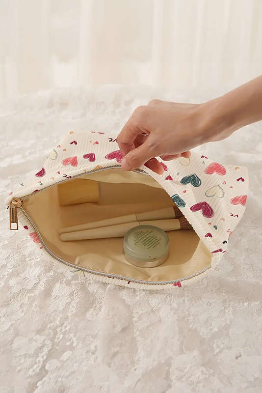 White Love Heart Print Ribbed Canvas Makeup Bag