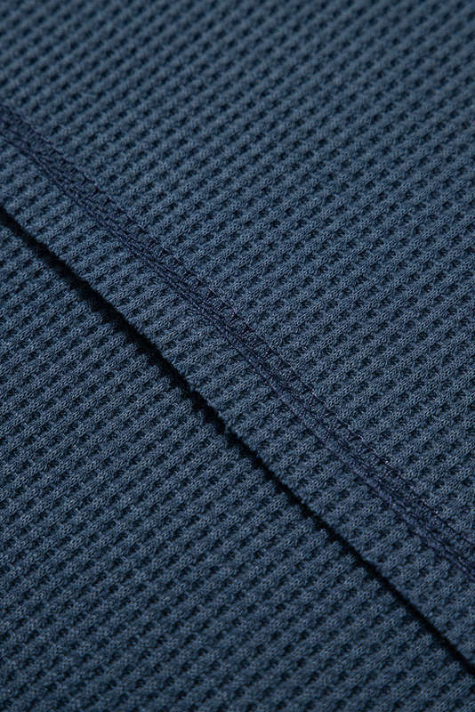Blue Exposed Seam Half Sleeve Knitted V Neck Textured Top