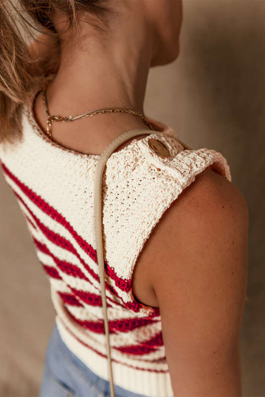 Red Stripe Textured Knit Ribbed Hem Sweater Tank Top