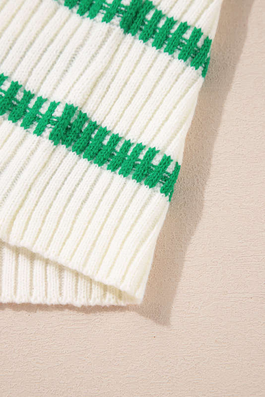 Green Knitted V-Neck Casual Top with Raw Seam Detail