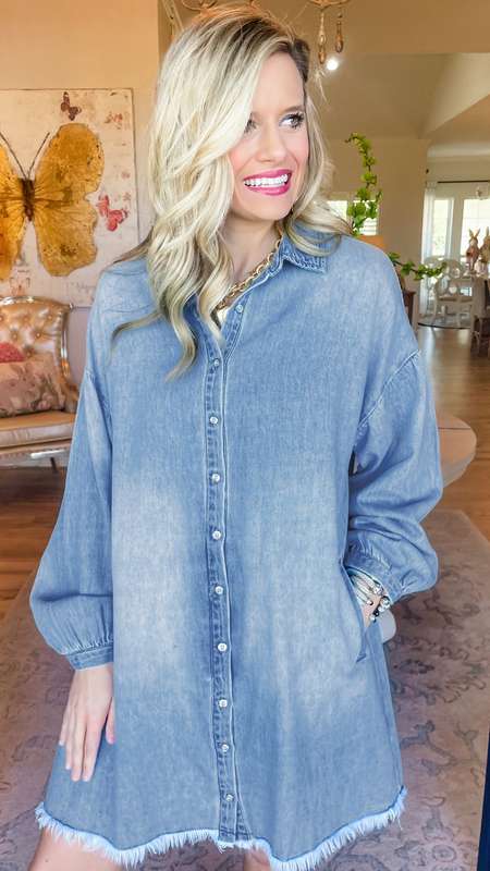Blue V-Neck Knitted Summer Top with Exposed Seams