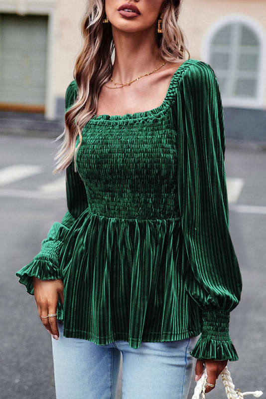 Green Knitted V-Neck Casual Top with Raw Seam Detail