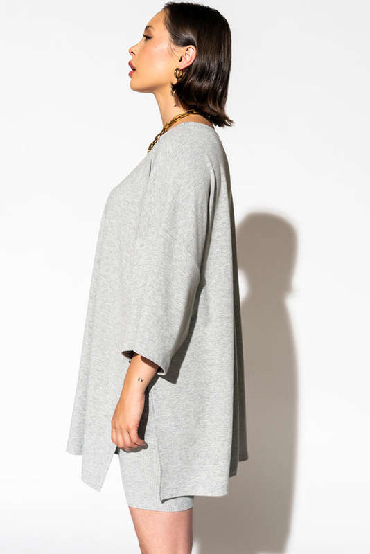 Light Grey Solid Color Loose Tunic Top and Slim Shorts Set