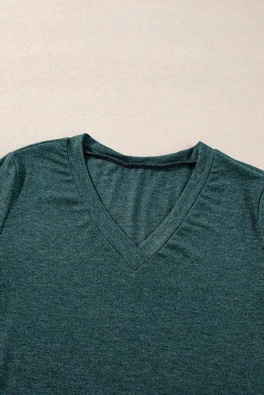 Green Knitted V-Neck Casual Top with Raw Seam Detail