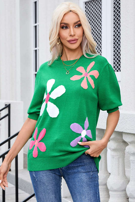 Green Knitted V-Neck Casual Top with Raw Seam Detail