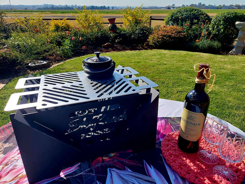 The Complete Filly Braai with Storage Box