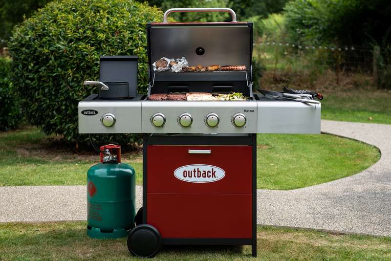 Outback Meteor 4 Burner Gas - FREE Rotisserie & Cover with Vents
