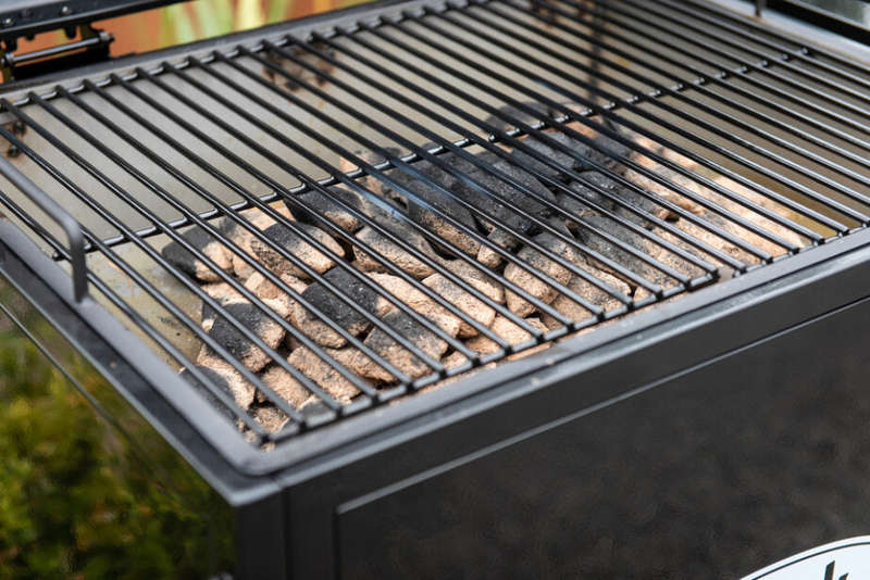 Outback Roast Box 650 Charcoal Braai | OUT371038