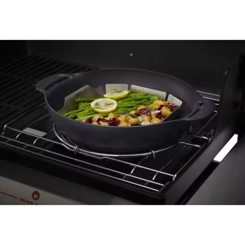 Weber Crafted Wok And Steamer (Cast Iron) 7607