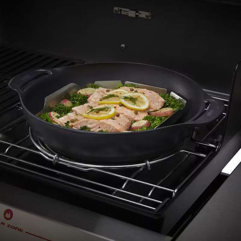 Weber Crafted Wok And Steamer (Cast Iron) 7607