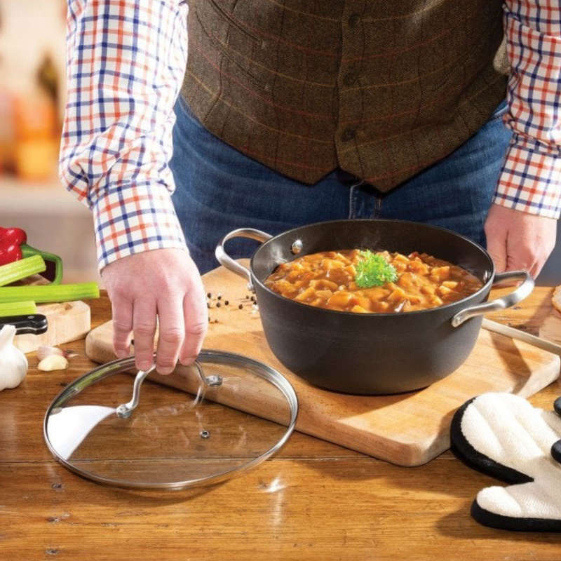 Hairy Bikers Lightweight Cast Iron 24 cm Casserole Dish