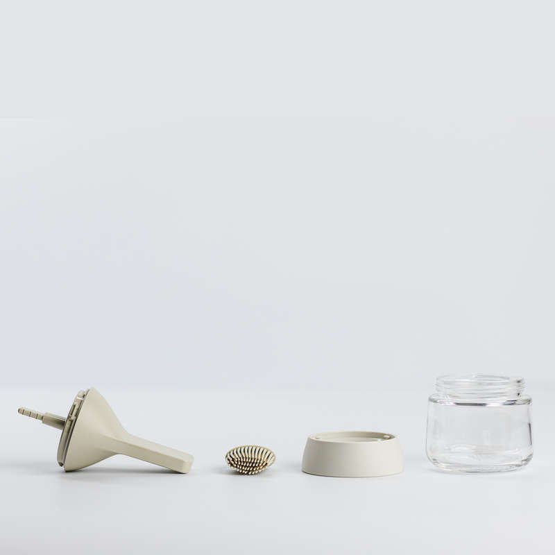 Zuutii Oil Dispenser with Brush