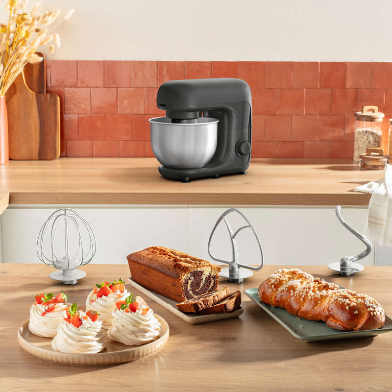 Moulinex Bake Essential Kitchen Machine 800W Black