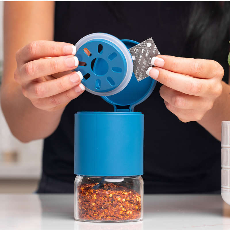 Zuutii Spice Container