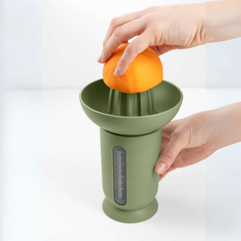 Blim+ UFO Juicer with QB Carafe