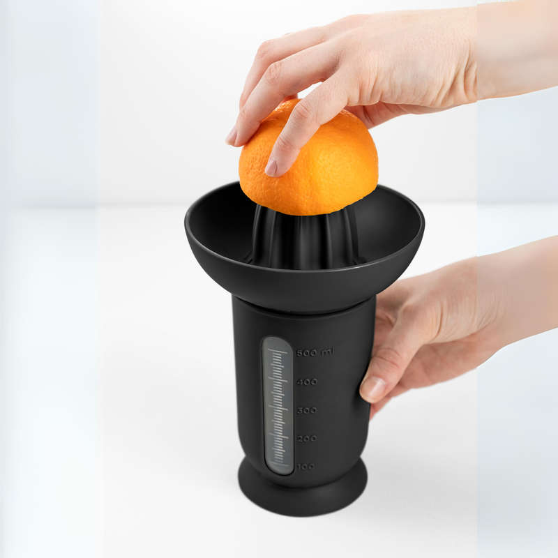 Blim+ UFO Juicer with QB Carafe