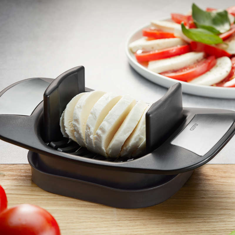 GEFU Tomato and Mozzarella Cutter Caprese
