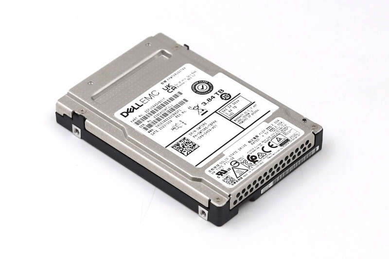 Dell G14-G16 3.84-TB 24G 2.5 SAS Read Intensive SSD - 24GB/s