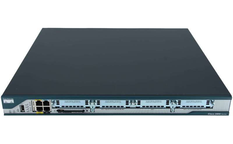 Cisco 2801 with AC power, 2FE, 4 Interface Card Slots, 2 PVDM slots, 2 AIMs Router - Used