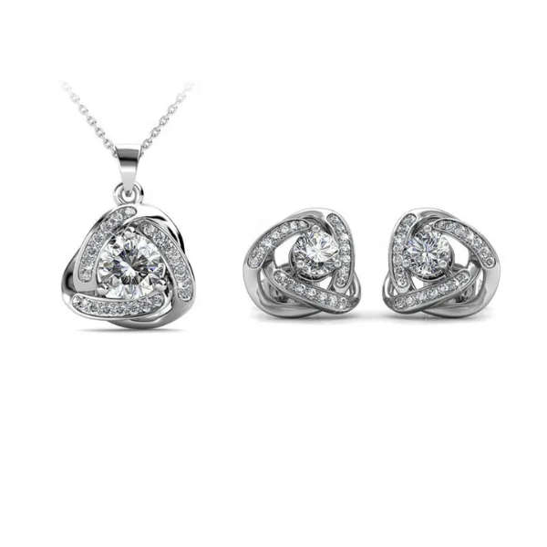 Love Knot Style set embellished with Crystals from Swarovski