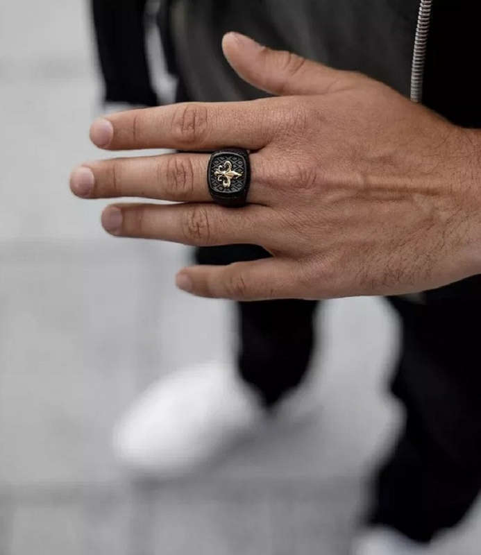 Fleur-De-Lis Stainless Steel Ring - Black