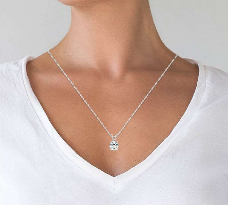 1.6ct Round 4 Prong Solitaire Pendant