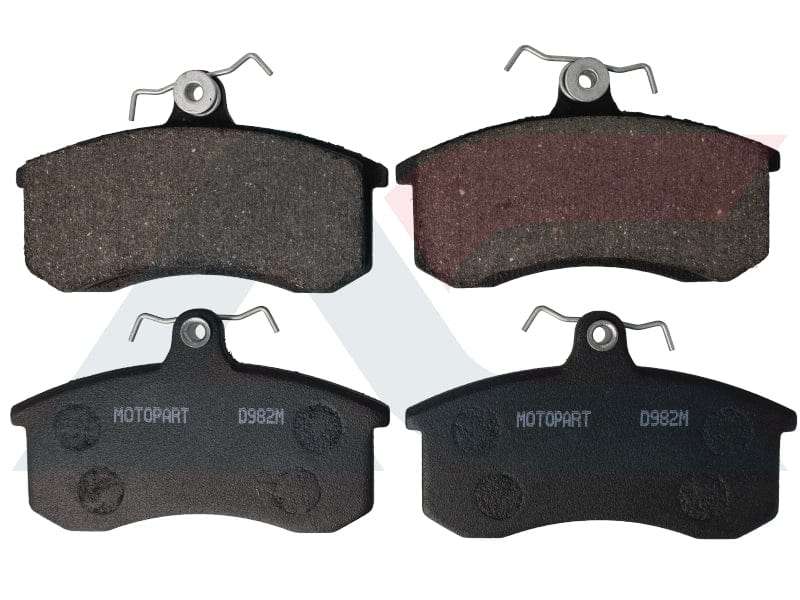 Brake Pads Nissan Langley Pulsar Sabre Sentra 1400 (SET)  (D982M)