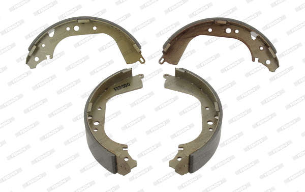 Brake Shoes Nissan Hardbody 2.0I 4X4,Toyota Hilux 2.7,3.0D (5L) Quantum Front Solidb411 Ferodo