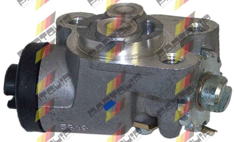 Wheel Cylinder Toyota Stallion, Venture 1.5 5K Kf50 87-90, 1.8 2Y Yf50 91-, 2.2 4Y Yf51 94- (Righ...