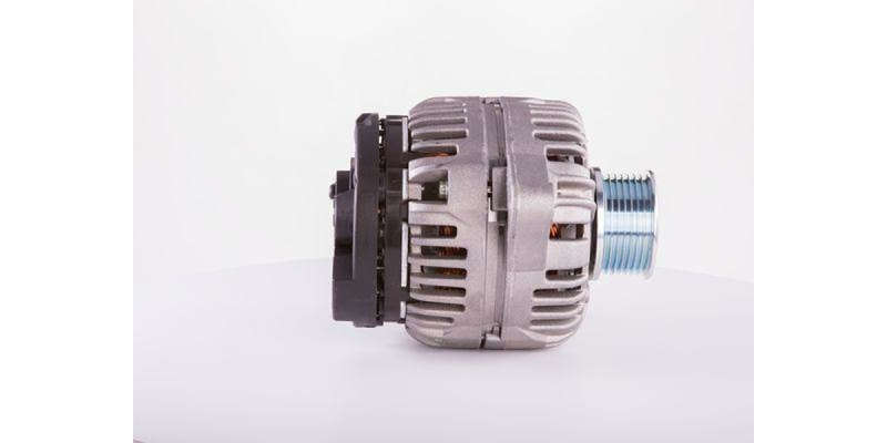 Alternator 12V Toyota Hilux D-4D/2.5/3.0/Quantum 2.5D-4D