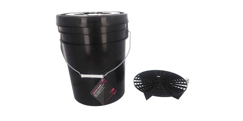 Autogear Bucket With Grid Guard And Lid 20L