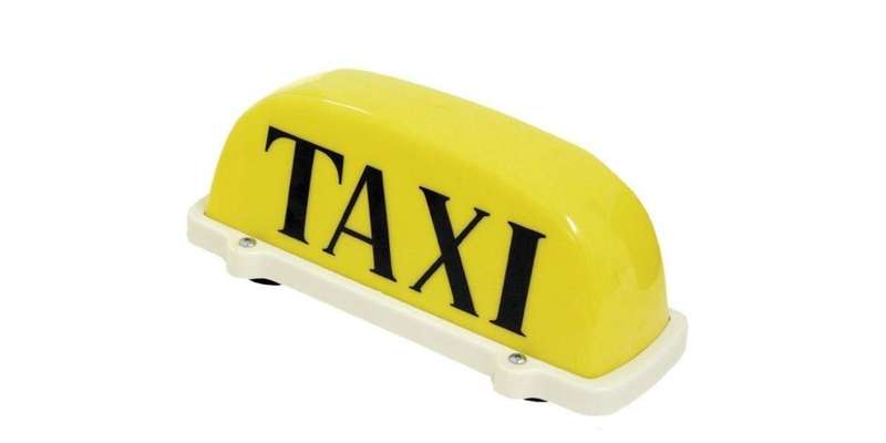 Autogear Suction Yellow Taxi Sign