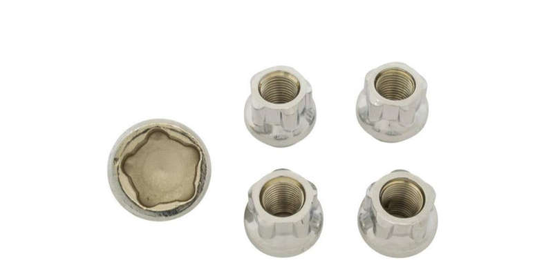 Autogear Wheel Lock Nut Set